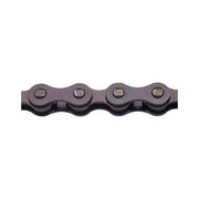 Zwarte Marwi fietsketting single speed, 1/2" x 1/8", 112 schakels voor naafversnelling, zichtbaar op de afbeelding.