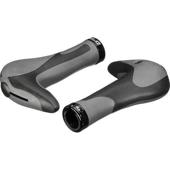 XLC handvat Hitch Gr-G16 met geïntegreerde bar end, zwart, geschikt voor fiets, duidelijke close-up van het handvat en bar end