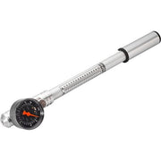 SKS aluminium voetpomp met manometer, 22 bar, voor het oppompen van fietsbanden, zichtbaar op de afbeelding