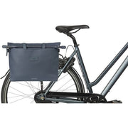Basil Manhattan Commuter waterdichte fietslaptoptas voor enkel, 12 liter, geschikt voor fietsaccessoires en dagelijkse boodschappen