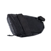 Schwalbe zadeltas met binnenband SV17 en twee bandenlichters, geschikt voor fietsaccessoires en opslag.