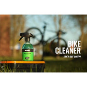 Airolube Universele Reiniger in een sprayfles, geschikt voor verschillende schoonmaaktaken, plantaardige formule.