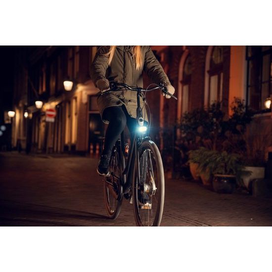 Axa NXT koplamp voor e-bike, 6-12V met geïntegreerde reflector, witte LED-verlichting en stevig montagesysteem