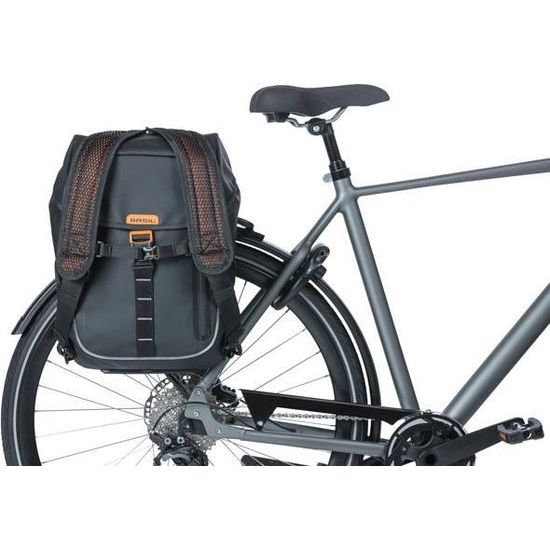 Basil fietsrugzak Miles Daypack in Nordlicht, 17 liter, zichtbaar met waterdichte stof en verstelbare schouderbanden