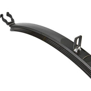 Zwarte SKS Velo 42 Urban PVC spatbordenset voor 28-inch wielen, rubberen voorziening, geschikt voor stadsfietsen