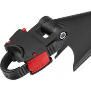 Zwart Polisport Cross Country Evo achterspatbord voor mountainbikes, beschermt tegen modder en water, stevige kunststof constructie.