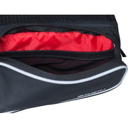Zwarte Basil Sport Design dubbele frametas voor fiets, 1,5 liter, zichtbaar op fietsframe.
