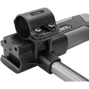 Abus Granit X-Plus 540 beugelslot voor U-slot, stevig en beveiligd, zichtbaar in de afbeelding.