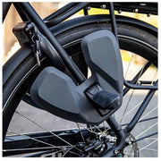 Urban Iki Duod Junior voetbeschermer in Bincho Black voor fietsstoeltjes, beschermt en voegt stijl toe.