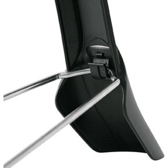 Zwarte SKS Velo 42 Urban 28" spatbordenset met PVC-stangen voor fiets, 42 mm breed, geschikt voor stadsfietsen.