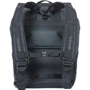Basil fietsrugzak Miles Daypack Nordlicht, 17 liter, met reflecterende details en compacte afmetingen voor dagelijks gebruik