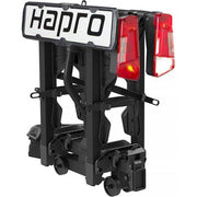 Zwarte Hapro Atlas Xfold II 2F fietsendrager voor trekhaak, kantelbaar met 13-polige aansluiting, geschikt voor fietsen.