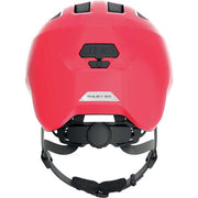 Afbeelding van een Abus Smiley 3.0 kinderfietshelm voor meisjes en jongens, met kleurrijk ontwerp en verstelbare strap.