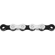 KMC fietsketting X10 10-speed in zilver en zwart, geschikt voor racefietsen en mountainbikes, zichtbaar in de afbeelding
