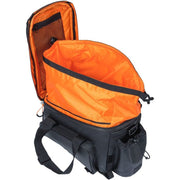 Basil Miles XL Pro waterdichte bagagedragertas met 9-36 liter capaciteit, geschikt voor fietstassen en bagagedragers