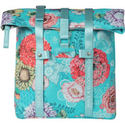 Basil Bloom Field fietstas enkel, 15-20 liter, gemaakt van gerecycled PET, met kleurrijk bloemendessin en verstelbare riem