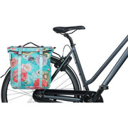 Basil Bloom Field dubbele waterdichte fietstas voor 28-35 liter, bevestigbaar op fietsframe, zwart met bloemenprint