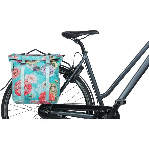 Basil Bloom Field dubbele waterdichte fietstas voor 28-35 liter, bevestigbaar op fietsframe, zwart met bloemenprint