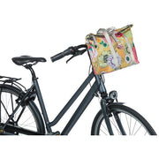 Basil Bloom Field KF-Hook stuurtas voor fiets, 11 liter, met verstelbare riem en stijlvolle bloemprint op de fietsstuur tas