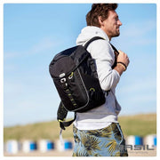 Basil Miles Daypack waterdichte fietstas met hook-on systeem en rugzakstijl, geschikt voor fietsers en dagtochten.