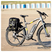 Basil Miles Daypack waterdichte fietstas met hook-on systeem en verstelbare schouderbanden, geschikt voor fietsen.