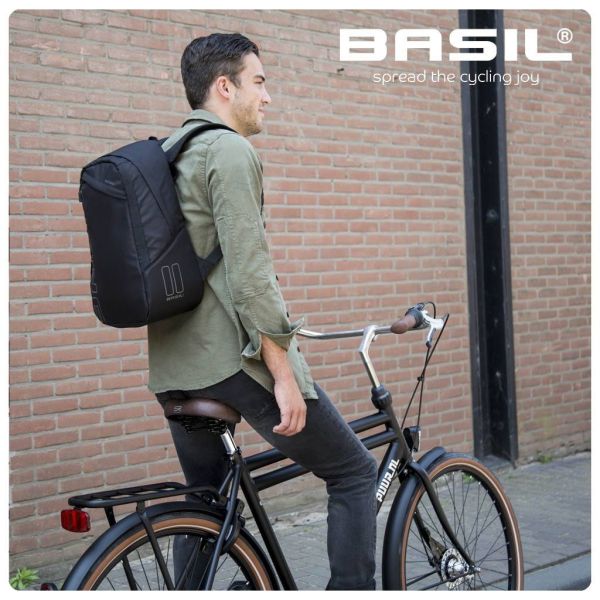 Basil Fietsrugzak Flex 17 liter, zwart met reflecterende details, voor fietsers, 33 x 17 x 52 cm, geschikt voor rug en schouders