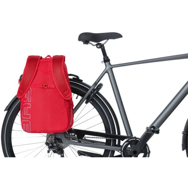 Basil fietsrugzak Flex 17 liter, zwart met reflecterende details, 33x17x52 cm, geschikt voor fietsaccessoires en benodigdheden