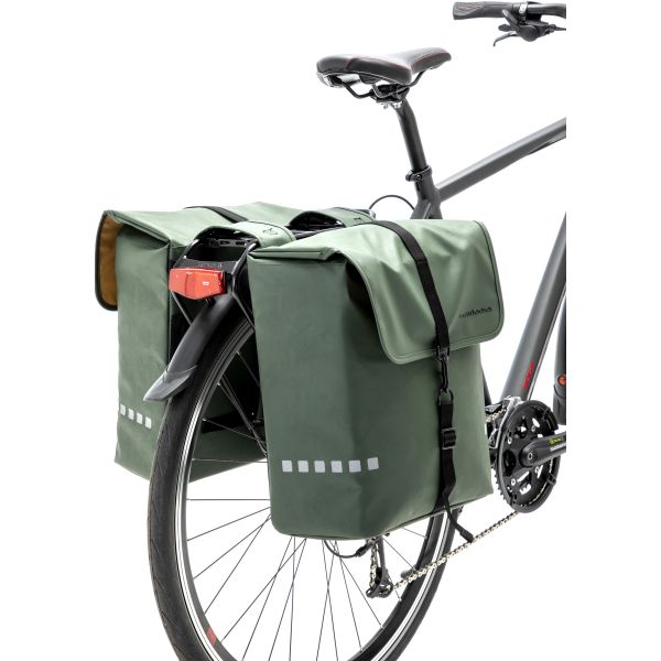 Dubbele fietstas van New Looxs Odense, 39 liter, geschikt voor aan fiets achterdrager, waterbestendige stoffen en praktische sluiting.