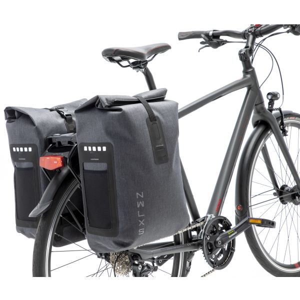 Dubbele grijze fietstassen van New Looxs voor racktime, 40 liter, 28x43x17 cm, geschikt voor fietsdragers.