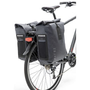 Nieuwe Looxs Varo dubbele fietstas van 40 liter in grijs, geschikt voor racktime achterdrager, geschikt voor fietsaccessoires