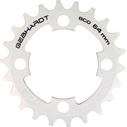 Zilveren Gebhardt kettingblad 9 snelheden met 4 gaten, geschikt voor fiets, zichtbaar in close-up.