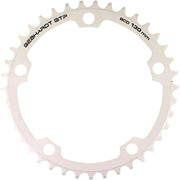 Gebhardt kettingblad 9 snelheden, zilver, 5-gaatjes, geschikt voor 9-speed fietsen, zichtbaar op de afbeelding.