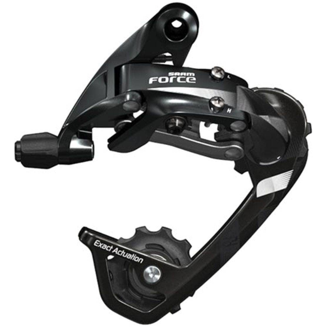 Zwarte Sram A Force22 Wifli 11-speed achterderailleur met medium cage voor racefietsen, zichtbaar met kabel en montage.