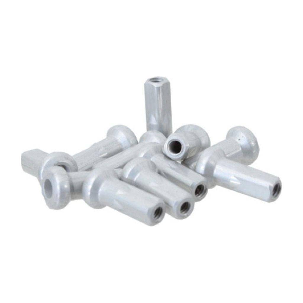 Zilveren DT Swiss Spaaknippel Alu 14, 12 mm, verborgen ontwerp, geschikt voor fietswielen, close-up van de nippel.
