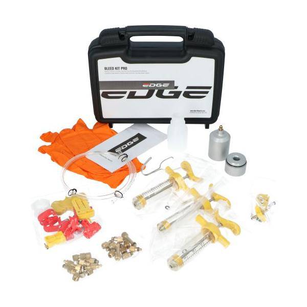 Edge Pro ontluchtingsset voor hydraulische remmen in opbergkoffer, compleet met gereedschap en accessoires voor remontluchting.