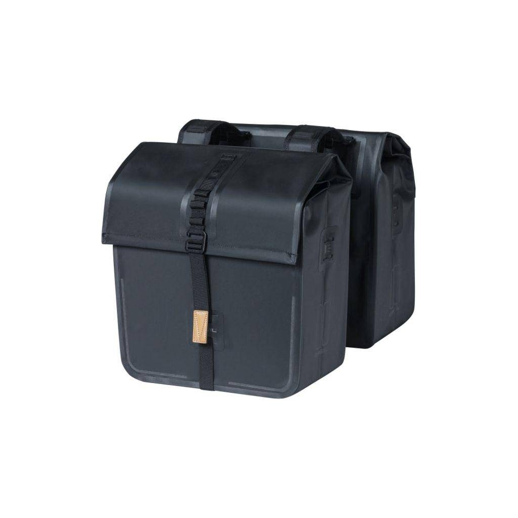 Basil Dubbele Fietstas Urban Dry 50 Liter 36 X 17 X 42 Cm - Le Coq Wielerartikelen