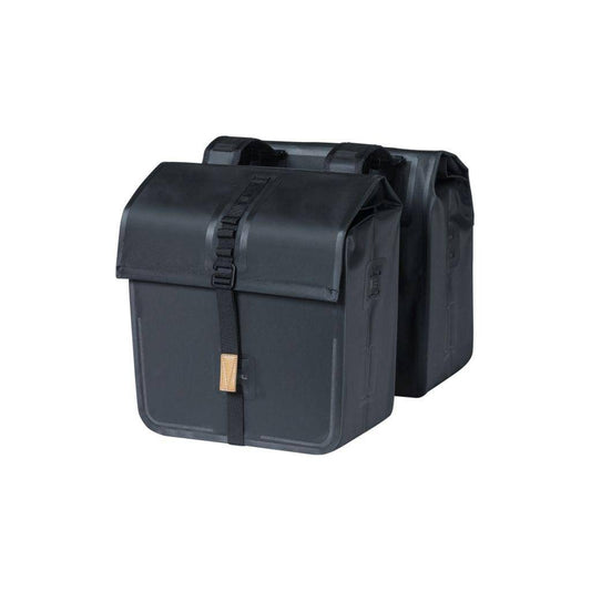 Basil Dubbele Fietstas Urban Dry 50 Liter 36 X 17 X 42 Cm - Le Coq Wielerartikelen