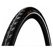 Zwarte 28-inch Continental Contact SafetySystem Breaker stadsfietsband met anti-lek bescherming en profiel voor stadsgebruik.