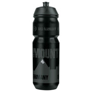Zwart SKS bidon van 750 ml met lekvrij push/pull-ventiel voor sportief gebruik, zichtbaar met sluitdop en soepele grip.