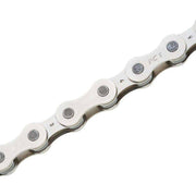 Zilveren Sram PC1 1V 1/8 ketting voor single speed fietsen, 114 schakels, zichtbaar met metalen schakels en slanke structuur