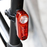 Zwart Cateye Sync Kinetic NW100K USB achterlicht met LED-verlichting en bevestigingsbeugel voor fietsveiligheid