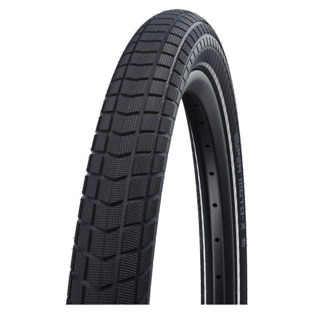 Zwarte Schwalbe Super Moto-X 27.5" stadsfiets band met Reflectie en GreenGuard voering, geschikt voor urban gebruik.
