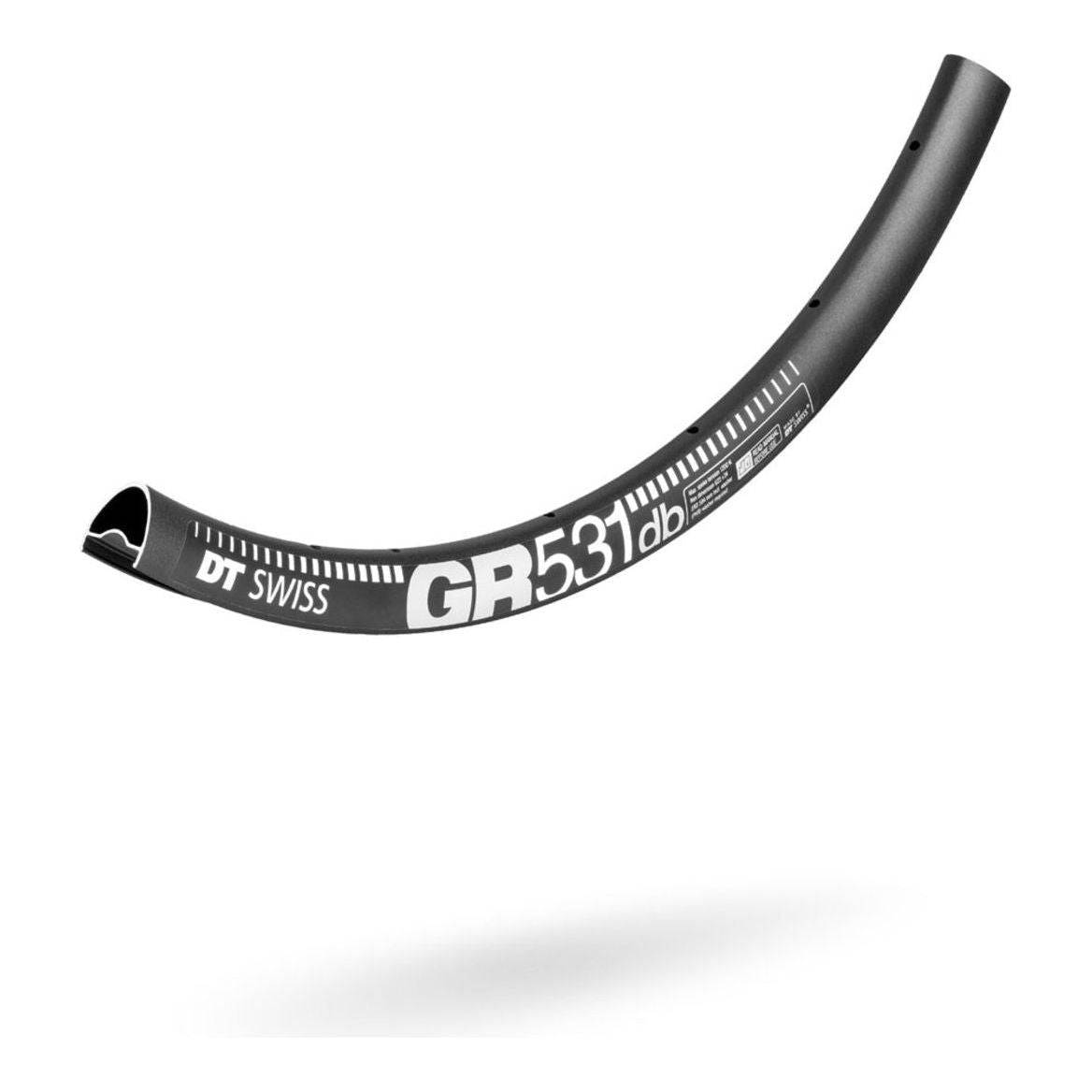 Zwarte 29-inch DT Swiss GR531 aluminium velg met 28mm breedte en 28/14 spaken, geschikt voor schijfremmen.