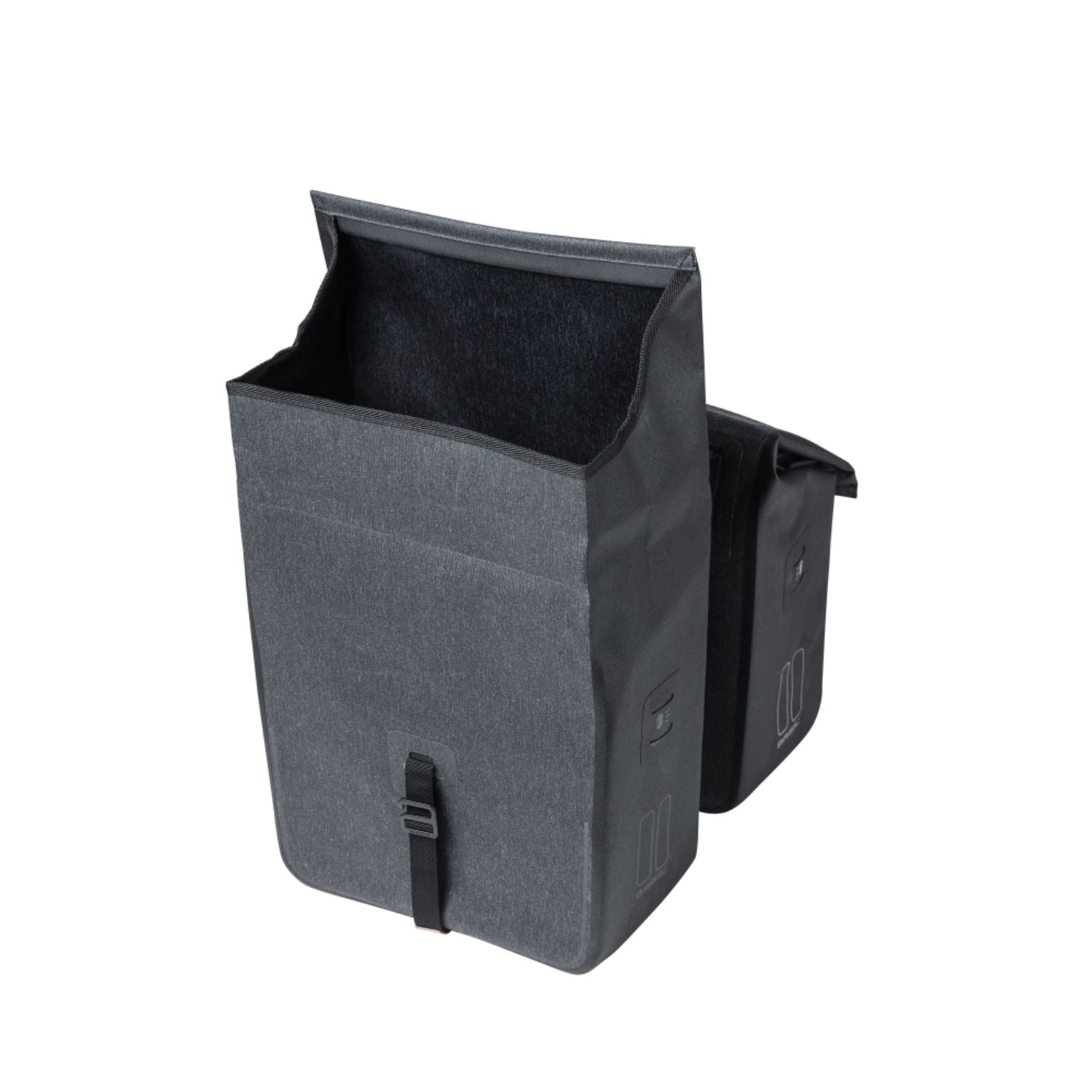Basil Dubbele Fietstas Urban Dry 50 Liter 36 X 17 X 42 Cm - Le Coq Wielerartikelen