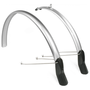 Eurofender Snello spatbordset voor 28 inch fietsen, inclusief brede spatborden van 46 mm voor optimale bescherming.
