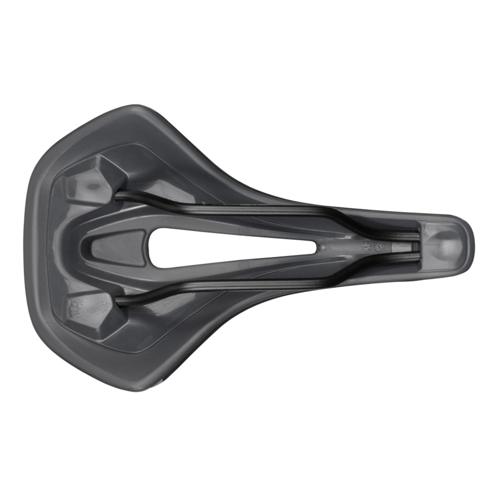Selle Italia St5 Flow stadsfiets en e-bike zadel, comfortabel trekking zadel met ergonomisch ontwerp en ademende bekleding.