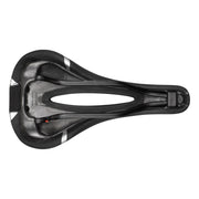 Zwart Selle Italia Max Flite Boost Gel Superflow L3 racefiets- en MTB-zadel met gelvulling en titanium rails, zicht vanaf de zijkant