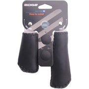 Edge leren handvatset van 135/92 mm met leer en grip, geschikt voor meubels of kasten, zichtbaar in de afbeelding.