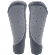 Zwarte en grijze Edge Ergocity handvatset met zachte rubberen grip voor comfortabel gebruik.