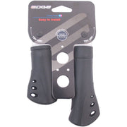 Zwarte Edge Ergo Venti handvatset van 125/92 mm met zacht materiaal, geschikt voor comfortabele grip en gebruik.
